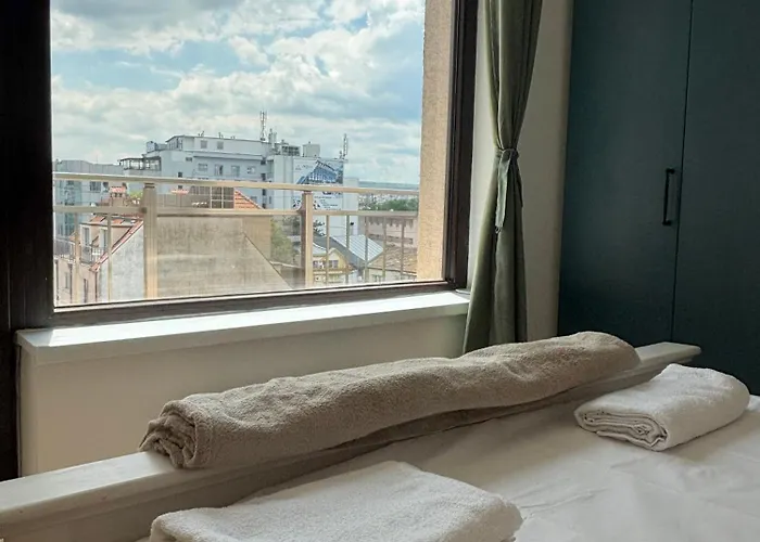 Апартаменты Cozy Corner In - Free Parking *