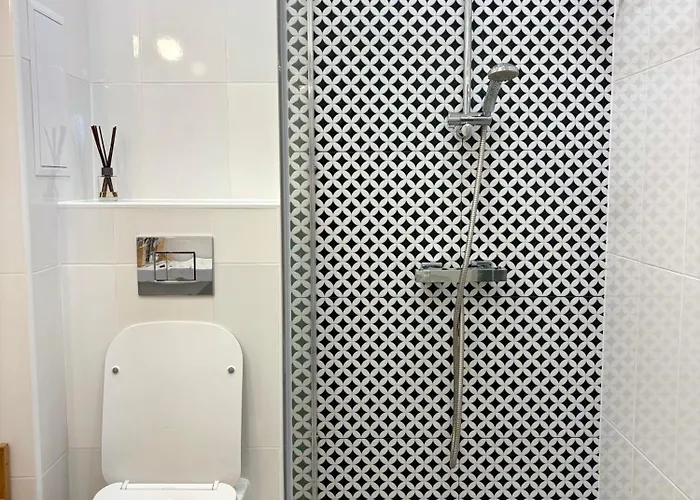 Cozy Corner In - Free Parking Апартаменты *